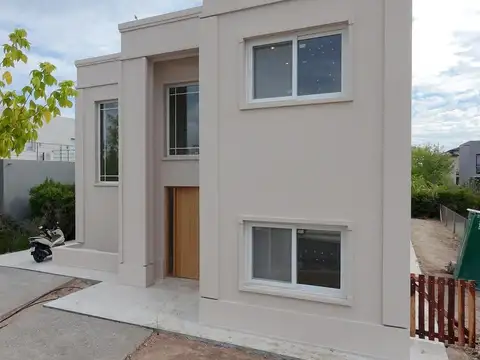 Casa en Venta en Puertos - Araucarias, Countries y Barrios Cerrados en Escobar