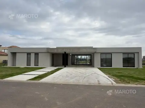 Casa en Venta en El Naudir, Countries y Barrios Cerrados en Escobar