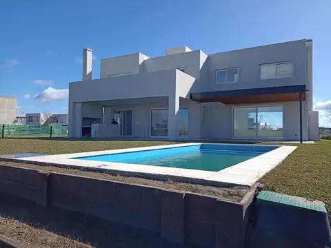 Casa en Venta en Puertos - Muelles, Countries y Barrios Cerrados en Escobar