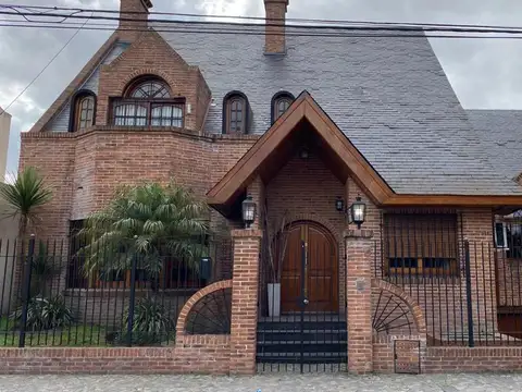 Casa en Venta en Villa Sarmiento, Partido de Morón
