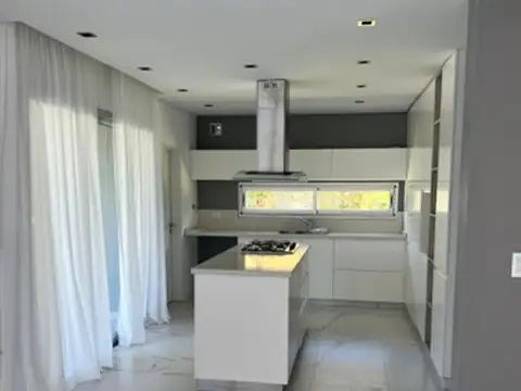 Casa en Venta en Fincas de Iraola II, Countries y Barrios Cerrados en Berazategui