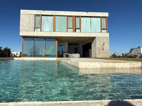 Casa en Venta en San Sebastian, Countries y Barrios Cerrados en Escobar