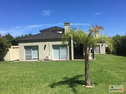 Casa en Venta en Septiembre, Countries y Barrios Cerrados en Escobar