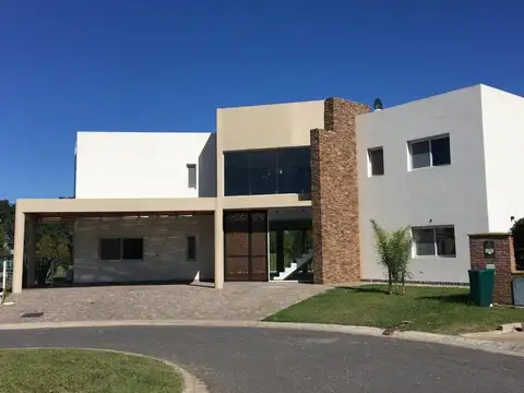 Casa en Venta en Haras Santa María, Countries y Barrios Cerrados en Escobar