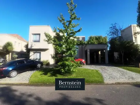 Casa en Venta en Altos Del Sol, Countries y Barrios Cerrados en Ituzaingó