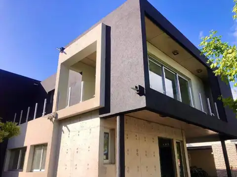 Casa en Venta en Altos de Hudson II, Countries y Barrios Cerrados en Berazategui