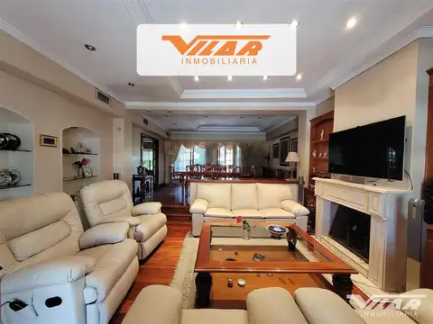 Casa en Venta en Barrio Parque, Villa Martelli
