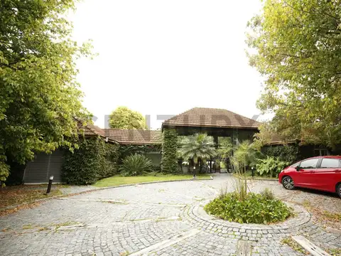 Casa en Venta en José Hernández, La Plata