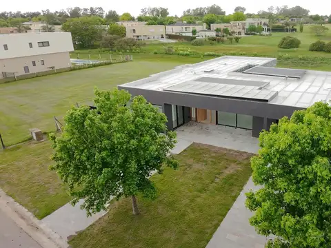 Casa en Venta en Haras Santa Maria, Countries y Barrios Cerrados en Escobar