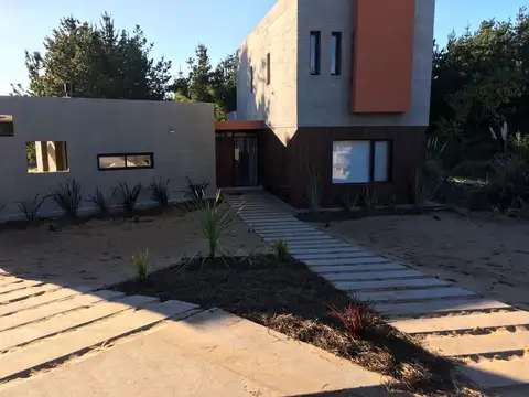 Casa en Venta en Barrio Cerrado Costa Esmeralda, Countries y Barrios Cerrados en Pinamar