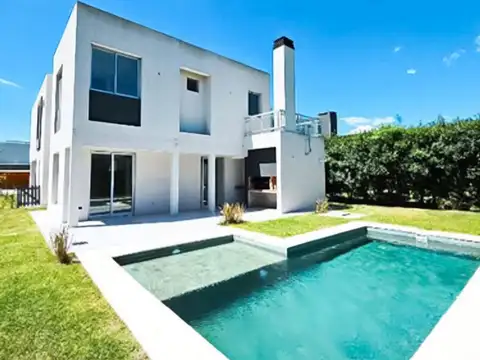 Casa en Venta en Los Troncos, Countries y Barrios Cerrados en Berazategui