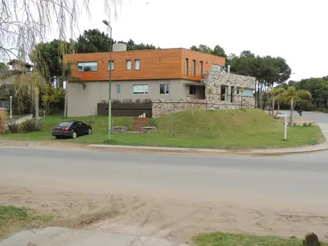Casa en Venta en Pinamar, Partido de Pinamar