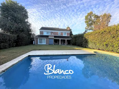 Casa en Venta en La Lomada De Pilar, Countries y Barrios Cerrados en Pilar