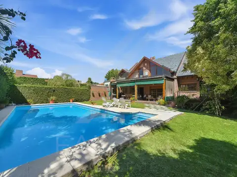Casa en Venta en Ciudad Jardín del Palomar, Partido de Tres de Febrero