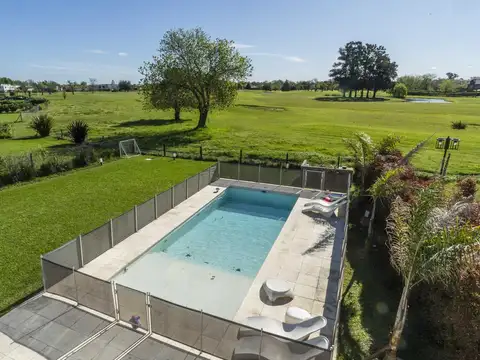 Casa en Venta en Haras Santa Maria, Countries y Barrios Cerrados en Escobar