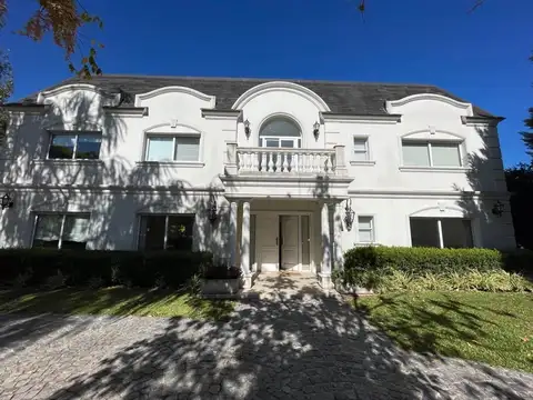 Casa en Venta en Campos De Álvarez, Countries y Barrios Cerrados en Francisco Álvarez