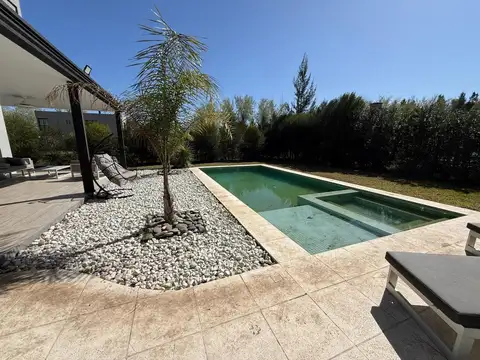 Casa en Venta en San Elíseo Golf & Country Club, Countries y Barrios Cerrados en San Vicente