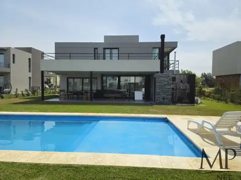 Casa en Venta en Terralagos, Canning