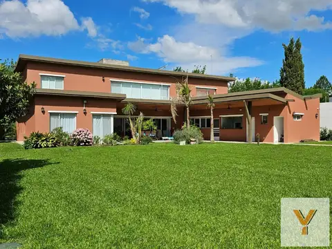 Casa en Venta en Club Miralagos, Countries y Barrios Cerrados en la Plata