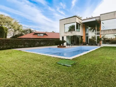 Casa en Venta en San Carlos Country Club, Countries y Barrios Cerrados en Malvinas Argentinas