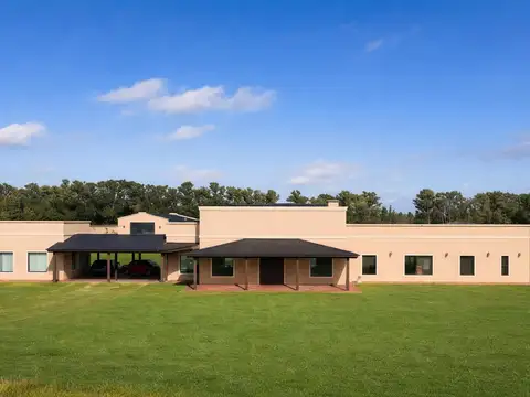 Casa en Venta en Estancia Benquerencia Farm Club, Countries y Barrios Cerrados en San Miguel del Monte
