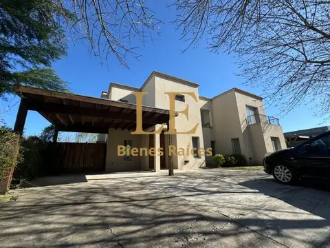 Casa en Venta en Villanueva, Campana