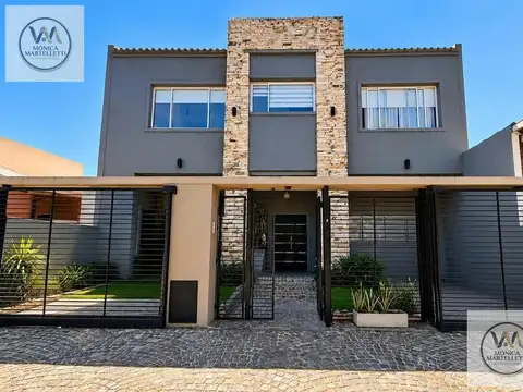 Casa en Venta en Ciudad Jardin del Palomar, Partido de Tres de Febrero