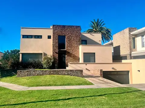 Casa en Venta en Castelar Norte, Castelar