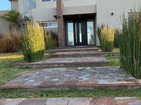 Casa en Venta en El Cantón - Norte, Countries y Barrios Cerrados en Escobar
