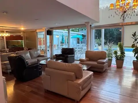 Casa en Venta en City Bell, Partido de La Plata