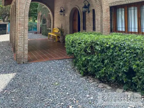 Casa en Venta en Countries y Barrios Cerrados en Ituzaingo, Partido de Ituzaingó
