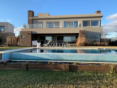 Casa en Venta en El Canton, Countries y Barrios Cerrados en Escobar