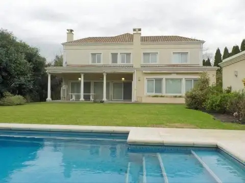 Casa en Venta en La Lomada De Pilar, Countries y Barrios Cerrados en Pilar