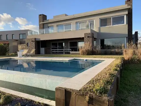 Casa en Venta en El Canton, Countries y Barrios Cerrados en Escobar