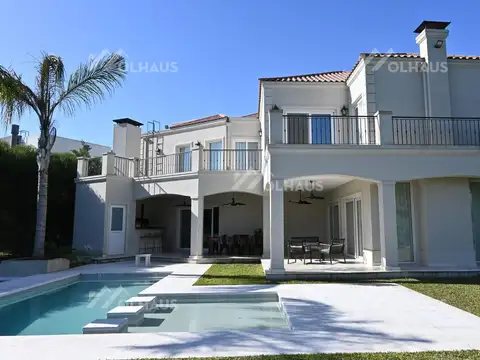 Casa en Venta en Ayres Plaza, Countries y Barrios Cerrados en Pilar