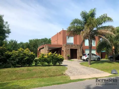 Casa en Venta en Altos Del Sol, Countries y Barrios Cerrados en Ituzaingo