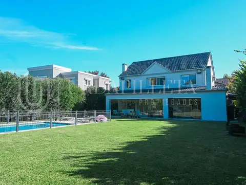 Casa en Venta en La Lomada De Pilar, Countries y Barrios Cerrados en Pilar