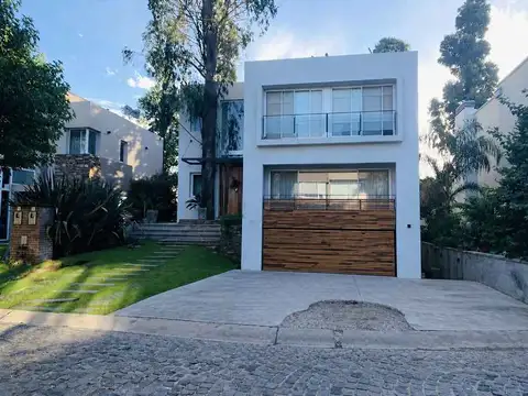 Casa en Venta en Dorrego Reserva Urbana, Countries y Barrios Cerrados en Quilmes
