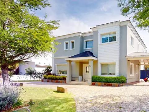 Casa en Venta en Abril Club De Campo, Countries y Barrios Cerrados en Berazategui