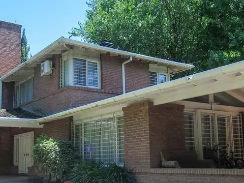 Casa en Venta en Barrio Parque Leloir, Partido de Ituzaingó