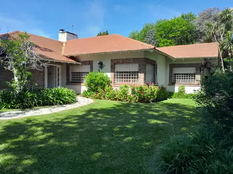 Casa en Venta en Marmol, Adrogue