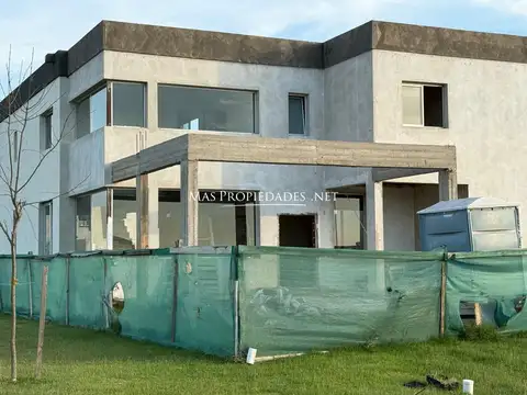 Casa en Venta en Terralagos, Canning