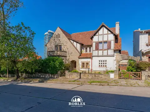 Casa en Venta en Playa Grande, Mar del Plata