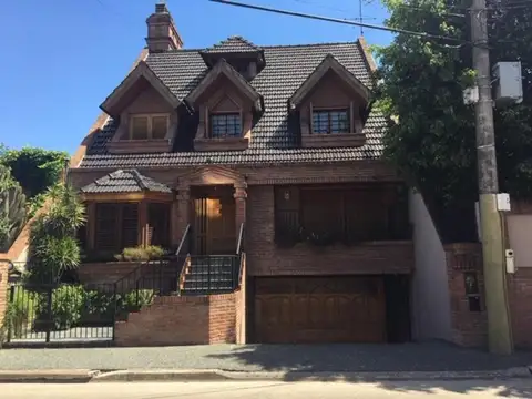 Casa en Venta en Villa Sarmiento, Partido de Morón