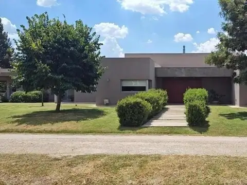 Casa en Venta en Fincas de San Vicente, Canning