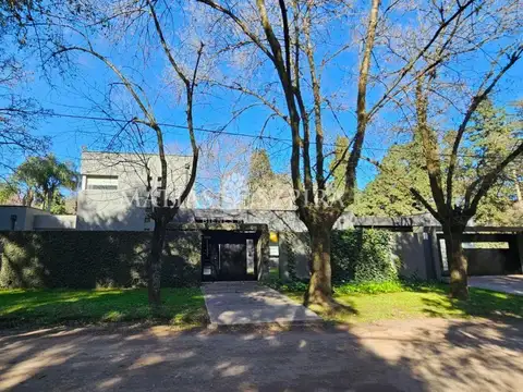 Casa en Venta en Barrio Parque Leloir, Partido de Ituzaingó