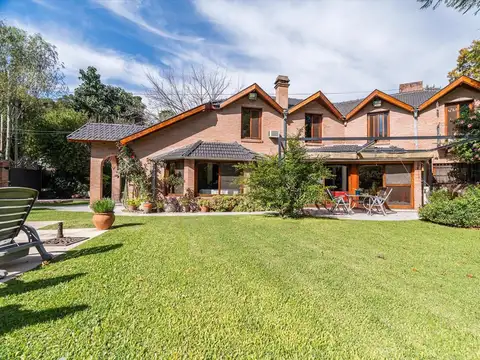Casa en Venta en Barrio Parque Leloir, Partido de Ituzaingó