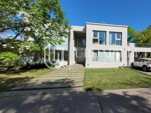Casa en Venta en La Martinica, Countries y Barrios Cerrados en Pilar