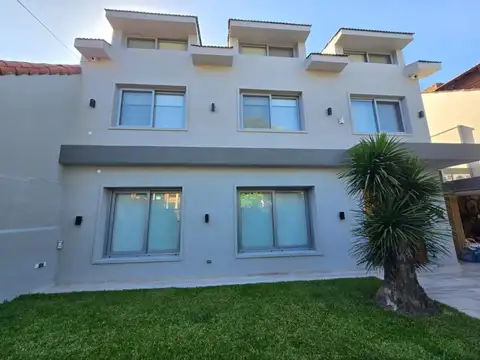 Casa en Venta en Ciudad Jardin del Palomar, Partido de Tres de Febrero