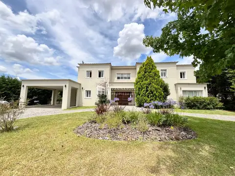 Casa en Venta en Haras Santa Maria, Countries y Barrios Cerrados en Escobar